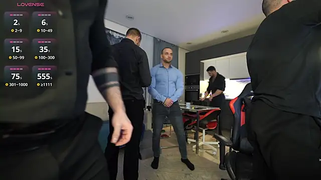 Demianblake online show from 12.21.25