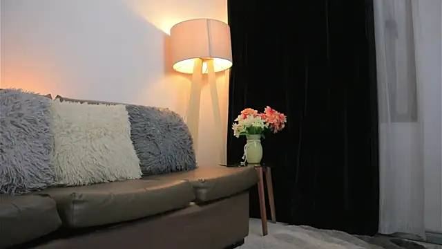 Valeriestyle online show from 03.12.26