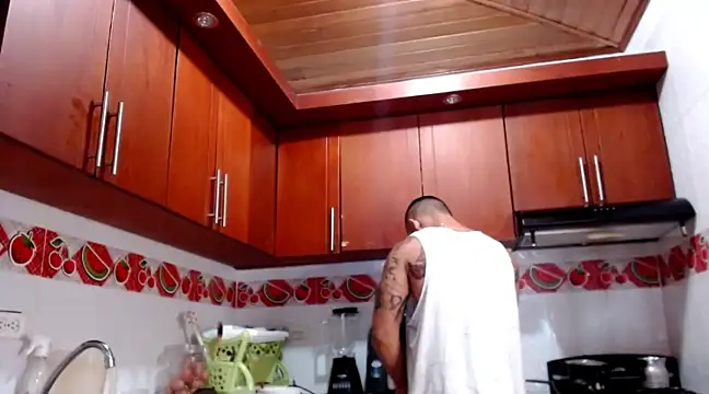 Snapshot of SimonRoberth chatting on 01.10.25 SimonRoberth online show from 01.10.25