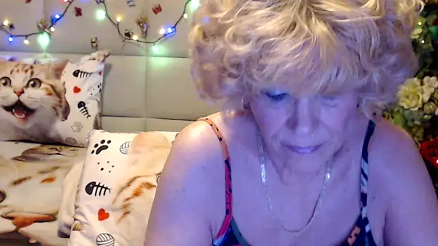 HappyWomanOn online show from 03.24.26