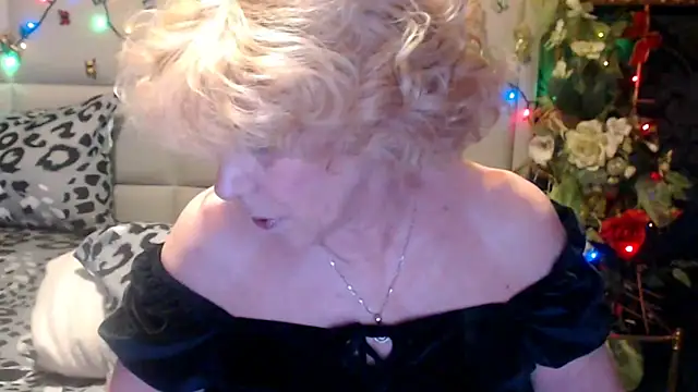 HappyWomanOn online show from 04.23.26