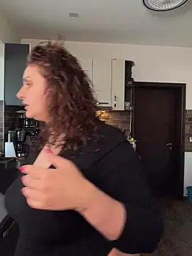 Snapshot of AnneKane chatting on 02.27.26 AnneKane online show from 02.27.26