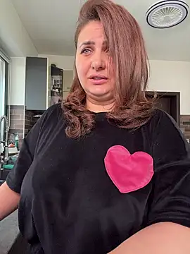 Snapshot of AnneKane chatting on 03.08.26 AnneKane online show from 03.08.26