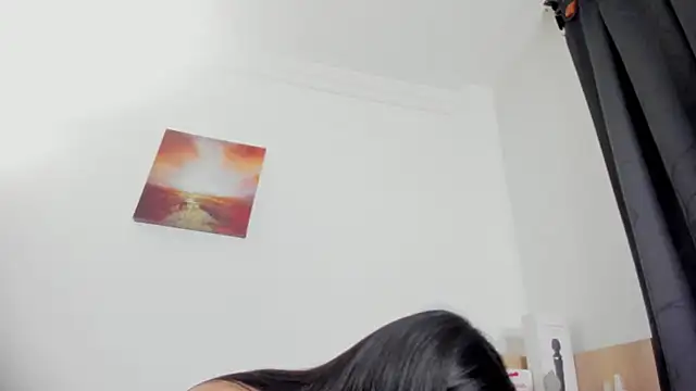 nia  white online show from 05.24.26