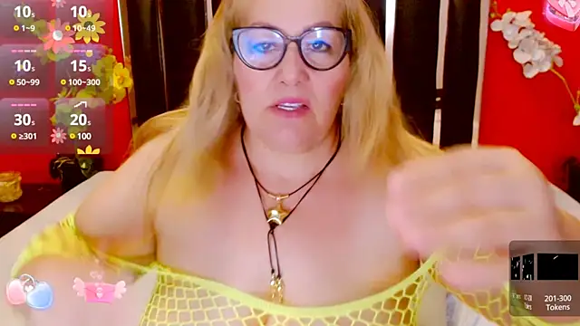 Snapshot of Nayla_Garner chatting on 01.31.25 Nayla Garner online show from 01.31.25