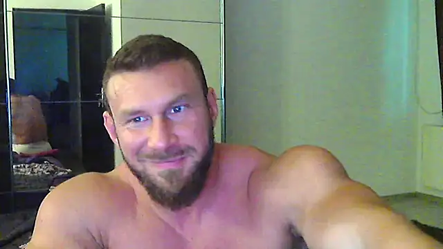 Snapshot of muscularkevin chatting on 05.11.26 muscularkevin online show from 05.11.26