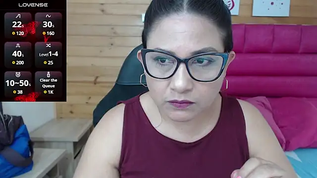 Snapshot of Katha_Marck chatting on 12.18.24 Katha Marck online show from 12.18.24