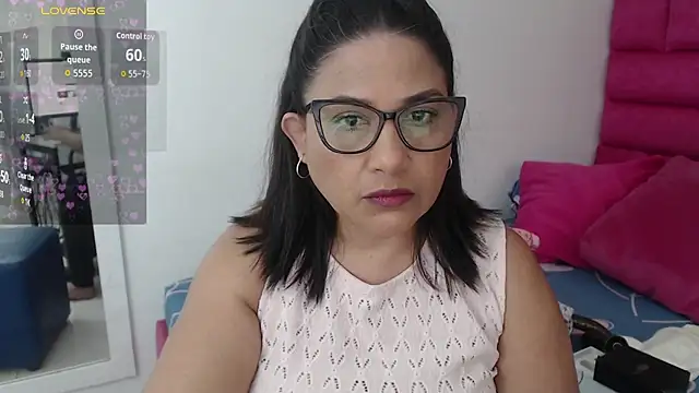 Katha Marck online show from 05.05.26
