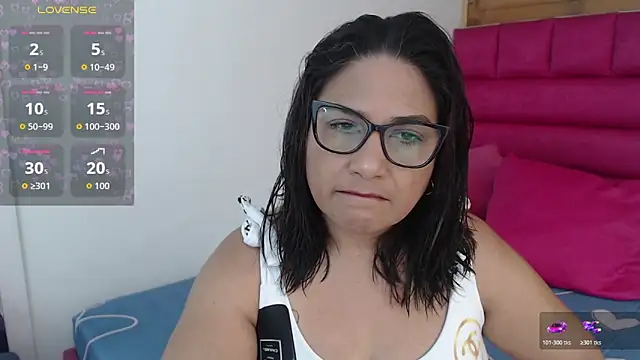 Katha Marck online show from 05.07.26