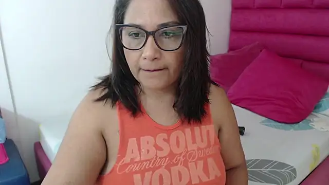 Katha Marck online show from 05.18.26