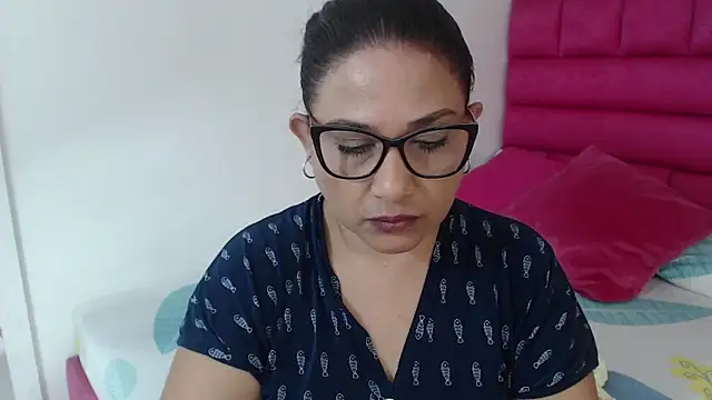 Katha Marck online show from 05.25.26