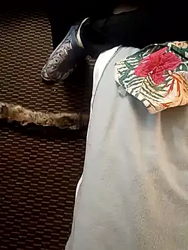 Snapshot of begood4daddy2day chatting on 01.14.26 begood4daddy2day online show from 01.14.26