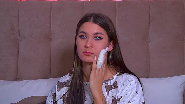 RachelSimpson online show from 01.17.25