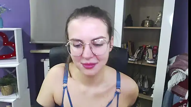 Snapshot of Zoey_Erotic chatting on 12.05.24 Zoey Erotic online show from 12.05.24