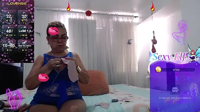 linapalacios online show from 04.21.26