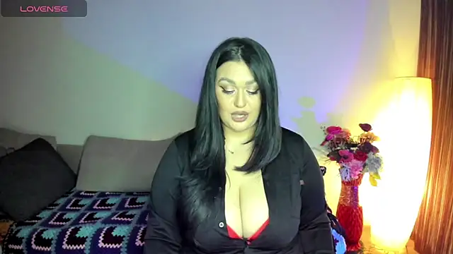 Snapshot of Laura_sinner chatting on 03.03.25 Laura sinner online show from 03.03.25