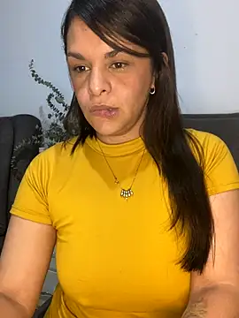 Snapshot of Kataliina chatting on 10.15.25 Kataliina online show from 10.15.25