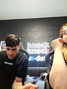 Snapshot of Elnonoykeila77 chatting on 11.10.25 Elnonoykeila77 online show from 11.10.25