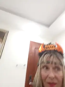 Eliza Wendy online show from 10.26.25