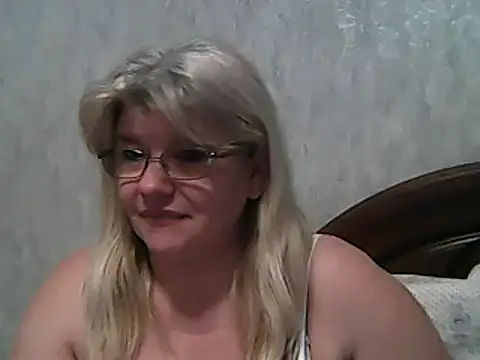 Snapshot of Diana_49 chatting on 03.14.25 Diana 49 online show from 03.14.25