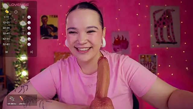 Chery Lady22 online show from 11.15.25