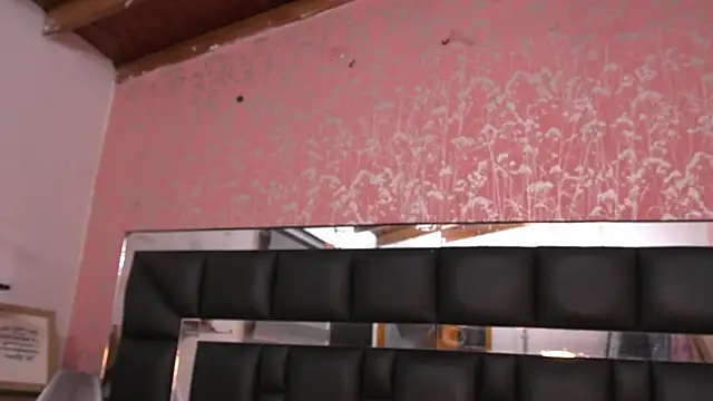 agatha collins  online show from 02.20.25