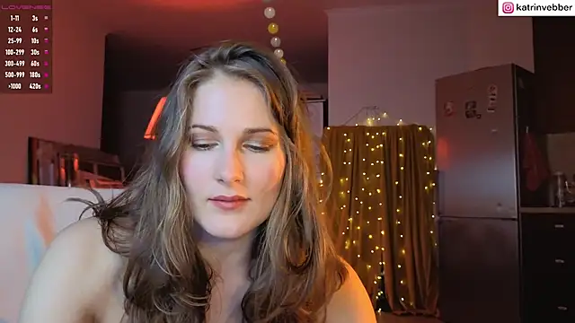 Snapshot of kissyoukiss chatting on 03.17.25 kissyoukiss online show from 03.17.25