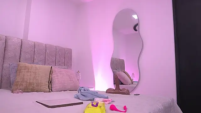 violeta aroca online show from 01.08.26