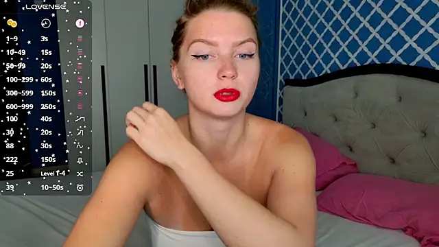 Busty Redhead online show from 07.03.26