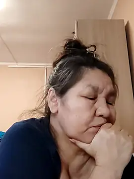 Snapshot of Zulfiya_Bruce chatting on 02.05.26 Zulfiya Bruce online show from 02.05.26