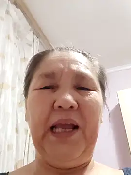 Snapshot of Zulfiya_Bruce chatting on 02.08.26 Zulfiya Bruce online show from 02.08.26