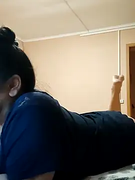 Snapshot of Zulfiya_Bruce chatting on 02.14.26 Zulfiya Bruce online show from 02.14.26