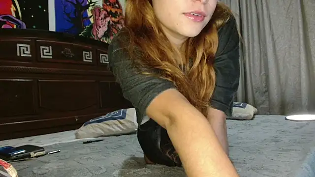 Snapshot of 3littleschoolteens chatting on 10.05.25 3littleschoolteens online show from 10.05.25