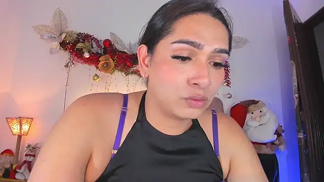 ISABELLASSMITH online show from 12.30.24