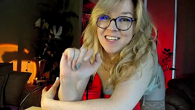 Snapshot of 5_in_one chatting on 12.05.24 5 in one online show from 12.05.24