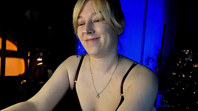 Snapshot of 5_in_one chatting on 01.27.25 5 in one online show from 01.27.25