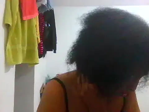 Snapshot of Aishamara chatting on 02.23.25 Aishamara online show from 02.23.25