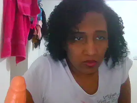 Snapshot of Aishamara chatting on 03.01.25 Aishamara online show from 03.01.25