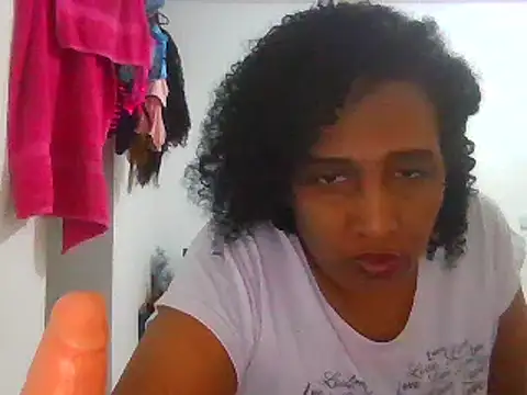 Snapshot of Aishamara chatting on 03.01.25 Aishamara online show from 03.01.25