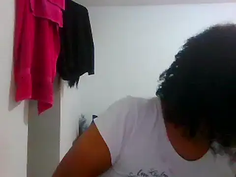 Snapshot of Aishamara chatting on 03.03.25 Aishamara online show from 03.03.25