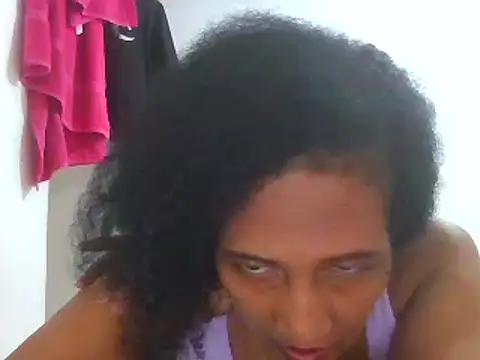 Snapshot of Aishamara chatting on 03.18.25 Aishamara online show from 03.18.25