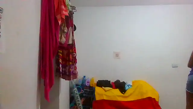 Snapshot of Aishamara chatting on 10.18.25 Aishamara online show from 10.18.25