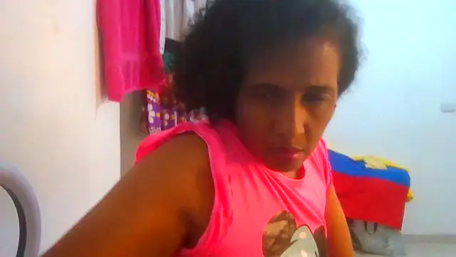 Snapshot of Aishamara chatting on 11.03.25 Aishamara online show from 11.03.25