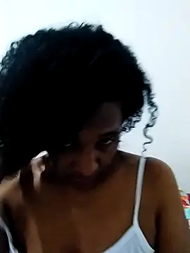 Snapshot of Aishamara chatting on 12.01.25 Aishamara online show from 12.01.25