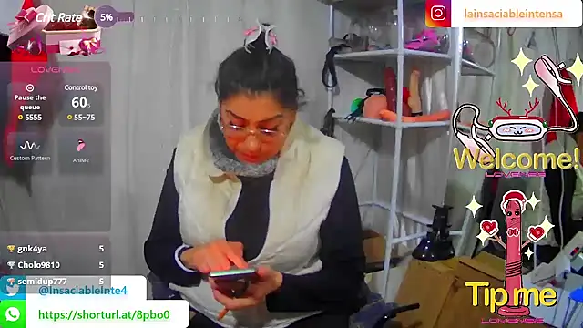 Snapshot of LaInsaciableIntensa chatting on 02.23.25 LaInsaciableIntensa online show from 02.23.25