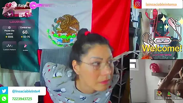 Snapshot of LaInsaciableIntensa chatting on 03.11.25 LaInsaciableIntensa online show from 03.11.25