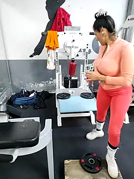 Snapshot of LaInsaciableIntensa chatting on 09.27.25 LaInsaciableIntensa online show from 09.27.25