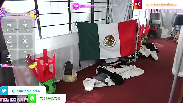 Snapshot of LaInsaciableIntensa chatting on 11.13.25 LaInsaciableIntensa online show from 11.13.25