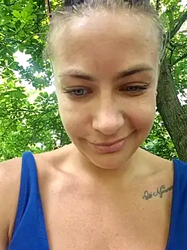 Keli Jessi online show from 06.17.26