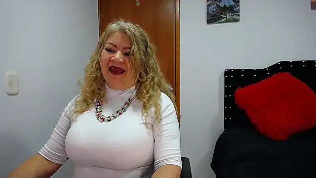 Ursulawhite69 online show from 01.26.25